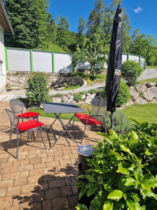Wohnung Mit Garten Pettenbach Exterior foto